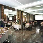 Toscanini Отель Парма