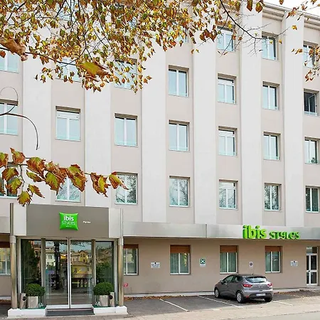 Hotel Toscanini Parme