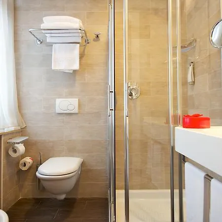 Готель Ibis Styles Toscanini Парма