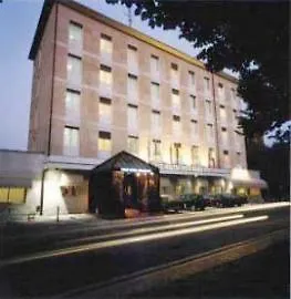 Hotel Toscanini Parme