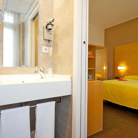 Ibis Styles Toscanini Готель 3*