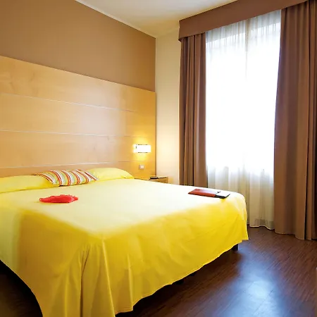 Ibis Styles Toscanini 3*