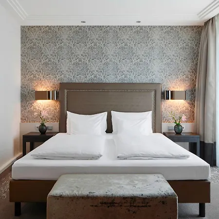 Hotel Toscanini 3*
