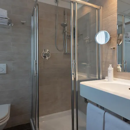 ホテル Toscanini 3*