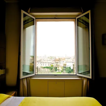 Ξενοδοχείο Ibis Styles Toscanini 3*