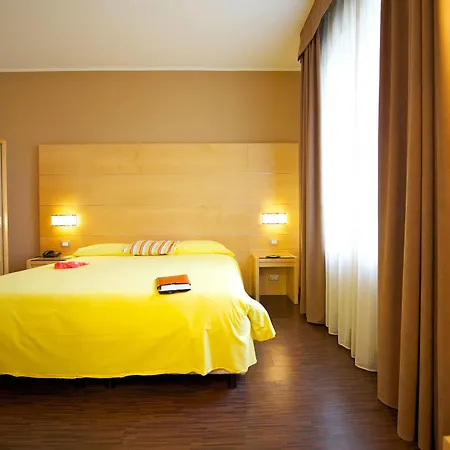 Ξενοδοχείο Ibis Styles Toscanini 3*